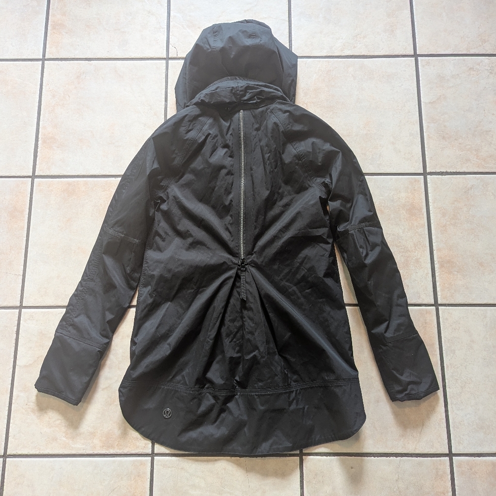 Lululemon Fo Drizzle Jacket - Picture 2 of 4